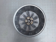 Laden Sie das Bild in den Galerie-Viewer, 1x Alufelge 18 Zoll 7.0" 5x112 Schwarz 57A601025D 57A601025L Skoda Karoq FEL4492359916zz