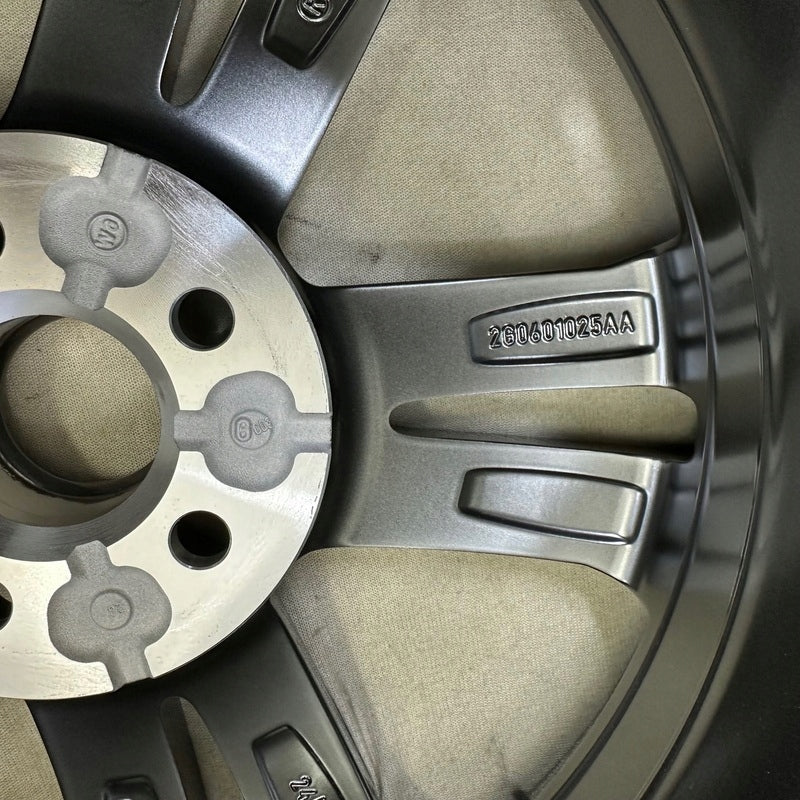 1x Alufelge 16 Zoll 6.5" 5x100 47ET Glanz Grau 2G0601025AA VW Rim Wheel FEL7479209805cm