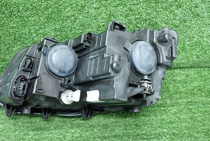 Frontscheinwerfer VW Touran Caddy 1T1941006H 85122000 Rechts Headlight SCH7006167565zq