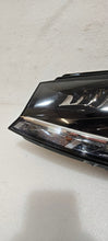 Laden Sie das Bild in den Galerie-Viewer, Frontscheinwerfer Skoda Fabia III 6V1941015F LED Links Scheinwerfer Headlight