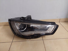 Load image into Gallery viewer, Frontscheinwerfer Audi A3 8V0941006C Xenon Rechts Scheinwerfer Headlight