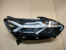 Laden Sie das Bild in den Galerie-Viewer, Frontscheinwerfer Dacia Sandero III Logan Jogger 260101940R LED Rechts Headlight
