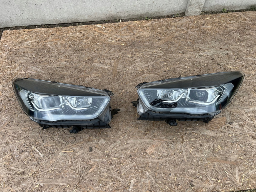 Frontscheinwerfer Ford Kuga GV41-13D154-EF GV41-13D155-EF Ein Satz Headlight SCH6851683291gj