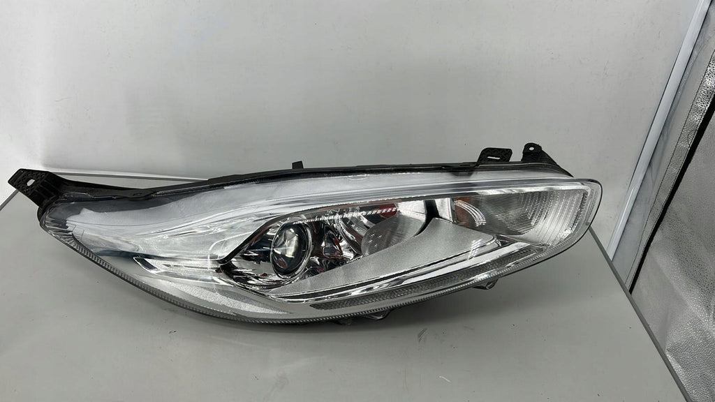 Frontscheinwerfer Ford Fiesta C1BB-13W029-AH Rechts Scheinwerfer Headlight SCH4081014637vq
