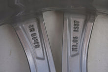 Load image into Gallery viewer, 1x Alufelge 18 Zoll 8.0&quot; 5x112 57ET 6855093 BMW 1 Rim Wheel