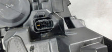 Laden Sie das Bild in den Galerie-Viewer, Frontscheinwerfer Peugeot 208 Rechts Scheinwerfer Headlight SCH7360570267wo