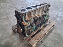 Laden Sie das Bild in den Galerie-Viewer, Motorblock Volvo K2460500 Diesel Unkomplett MOT5655802674de