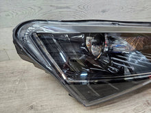 Laden Sie das Bild in den Galerie-Viewer, Frontscheinwerfer Skoda Superb 3V1941016B Xenon Rechts Scheinwerfer Headlight SCH2031788090zd