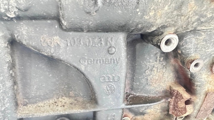 Motor Audi Q3 CULB 2.0 180PS 132kW Benzin Engine Unkomplett MOT2311475916so