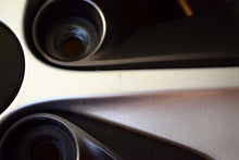 Load image into Gallery viewer, 1x Alufelge 16 Zoll 6.5&quot; 5x114.3 50ET Glanz Silber 52910-G7200 Hyundai Ioniq