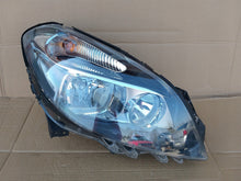 Laden Sie das Bild in den Galerie-Viewer, Frontscheinwerfer Mercedes-Benz W246 A2468200261 Rechts Scheinwerfer Headlight SCH2285960916wq