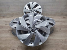 Load image into Gallery viewer, 4x Alufelge 17 Zoll 6.5" 5x112 46ET Glanz Silber 5H0601025B VW Golf Viii FEL5716081126ii