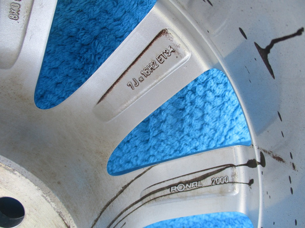 1x Alufelge 16 Zoll 7.5" 5x110 45ET Glanz Silber 8X0601025G Audi A1 Rim Wheel FEL9263371045kl