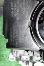 Laden Sie das Bild in den Galerie-Viewer, Frontscheinwerfer Toyota Yaris Links Scheinwerfer Headlight SCH9248515040ds