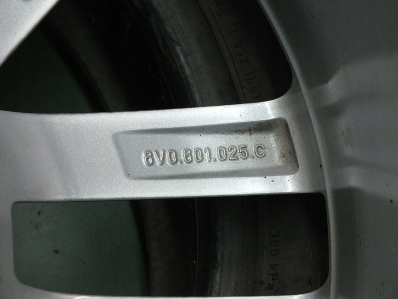 1x Alufelge 17 Zoll 7.0" 5x100 46ET Glanz Silber 6V0601025C Skoda Rim Wheel FEL1329630955pg