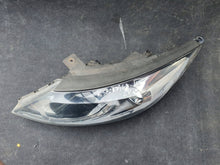 Load image into Gallery viewer, Frontscheinwerfer Kia Sportage 92101-3U270 Links Scheinwerfer Headlight SCH2033460625gq