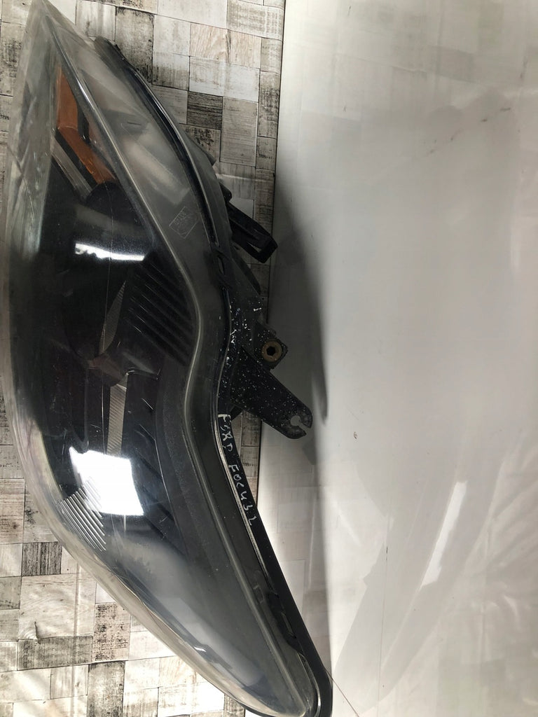 Frontscheinwerfer Ford Focus 8M51-13101-CF Links Scheinwerfer Headlight SCH1335064287cy