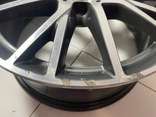 Load image into Gallery viewer, 1x Alufelge 17 Zoll 7.0" 5x112 47ET Glanz Grau 7849122 BMW Mg Rim Wheel FEL8415863838eq
