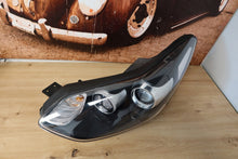 Laden Sie das Bild in den Galerie-Viewer, Frontscheinwerfer Kia Sportage IV 92101-F1110 Xenon Rechts oder Links SCH1947868654jy