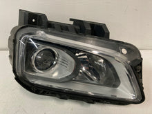 Load image into Gallery viewer, Frontscheinwerfer Hyundai Kona 92102J9000 Rechts Scheinwerfer Headlight SCH2053841745jp