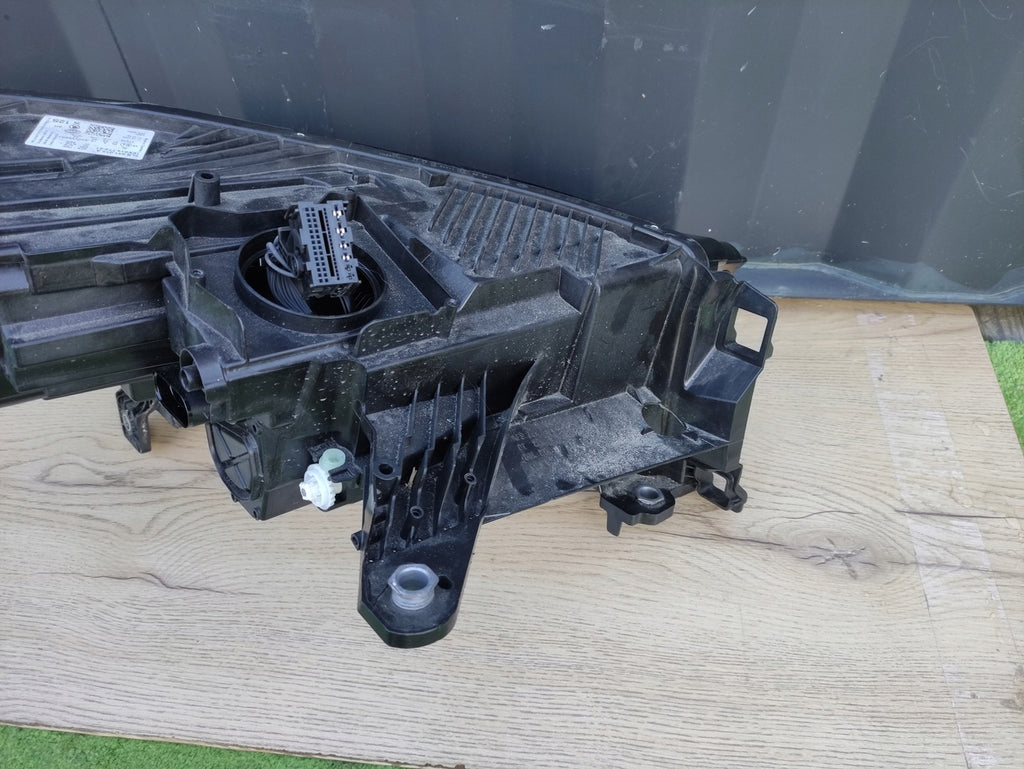 Frontscheinwerfer Skoda Enyaq 5LB941015A LED Links Scheinwerfer Headlight