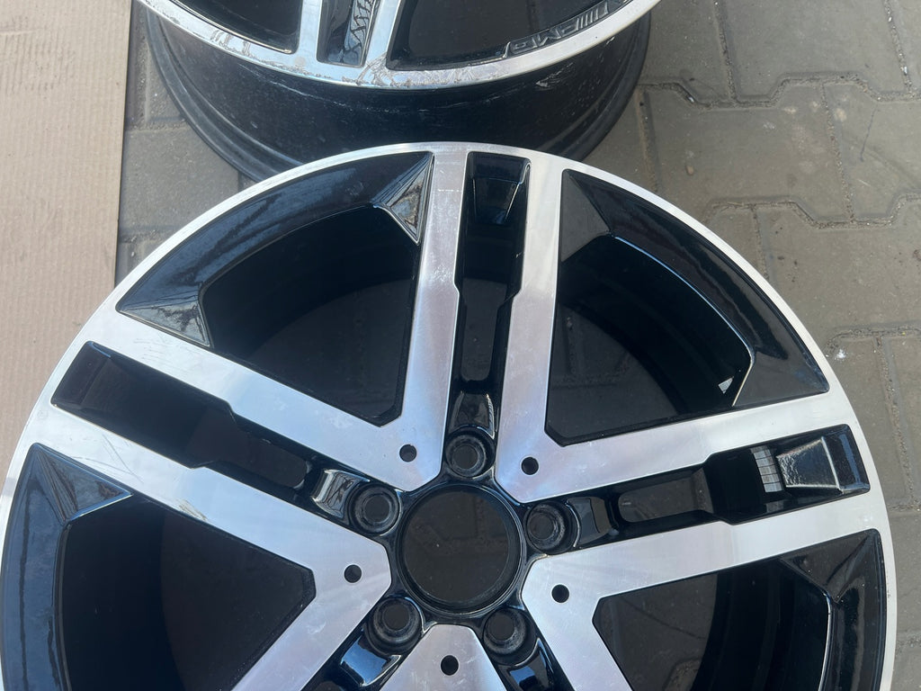 1x Alufelge 19 Zoll 7.5" 5x112 53ET Glanz Schwarz A2474013900 Mercedes-Benz W247