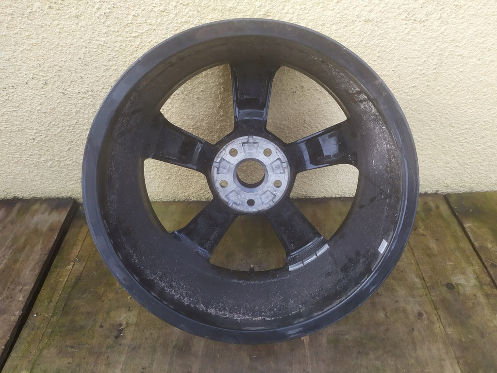 1x Alufelge 19 Zoll 8.0" 5x112 45ET Glanz Silber 81A601025 Audi Q2 Rim Wheel FEL6911711201jm