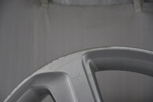 Laden Sie das Bild in den Galerie-Viewer, 1x Alufelge 20 Zoll 8.5" 5x112 33ET Glanz Silber 8R0601025CJ Audi Rim Wheel FEL3581333652yy