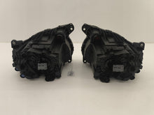 Load image into Gallery viewer, Frontscheinwerfer Land Rover Defender L663 11840020020 Ein Satz Headlight SCH8136298450uc
