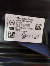 Laden Sie das Bild in den Galerie-Viewer, Frontscheinwerfer Mercedes-Benz W213 A2139063904 Links Scheinwerfer Headlight SCH5372129939qh