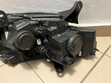 Laden Sie das Bild in den Galerie-Viewer, Frontscheinwerfer Dacia Logan Sandero II Links Scheinwerfer Headlight SCH2175135050yv