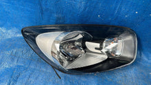 Load image into Gallery viewer, Frontscheinwerfer Kia Picanto Rechts Scheinwerfer Headlight