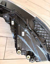 Laden Sie das Bild in den Galerie-Viewer, Frontscheinwerfer Audi Q3 83A941034 Rechts Scheinwerfer Headlight SCH6834152535je