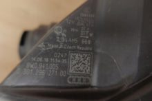 Laden Sie das Bild in den Galerie-Viewer, Frontscheinwerfer Audi A4 B9 8W0941005 Xenon Links Scheinwerfer Headlight SCH3794728406ih