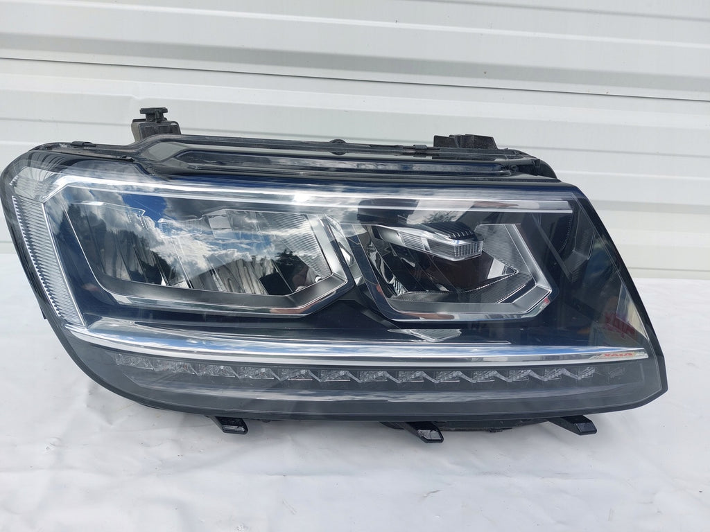 Frontscheinwerfer VW Tiguan 5NB941036 LED Rechts Scheinwerfer Headlight