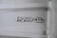 Load image into Gallery viewer, 1x Alufelge 18 Zoll 9.5" 5x108 27ET Glanz Silber EX53-1007-BA Jaguar F-Type FEL4349931204pu