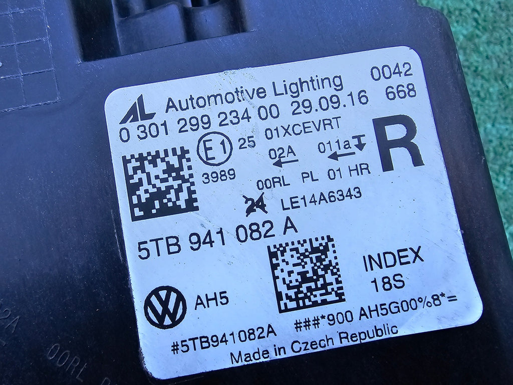 Frontscheinwerfer VW Touran 5TB941082A Full LED Rechts Scheinwerfer Headlight