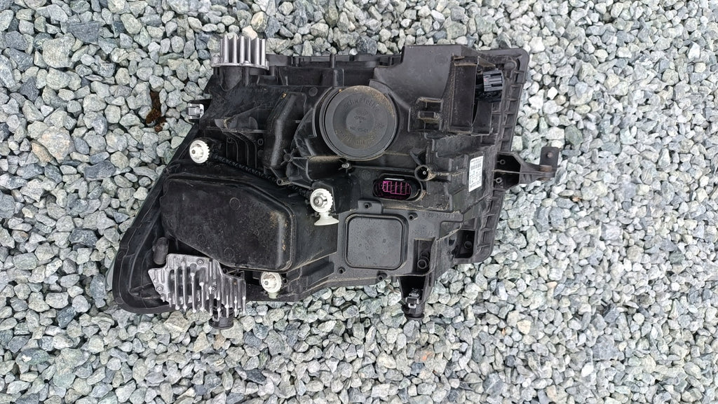 Frontscheinwerfer VW Crafter 7C1941036C Rechts Scheinwerfer Headlight SCH9329708206jz