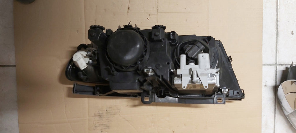 Frontscheinwerfer BMW Coupe E46 1305621771 Xenon Links Scheinwerfer Headlight