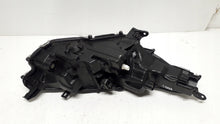 Laden Sie das Bild in den Galerie-Viewer, Frontscheinwerfer Toyota IV Yaris K0-8- TOM4525 Full LED Links Headlight SCH6788164254ly