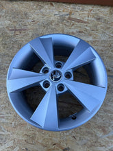 Laden Sie das Bild in den Galerie-Viewer, 1x Alufelge 16 Zoll 5x112 5E0601025C Skoda Octavia I Rim Wheel FEL2219403527ne