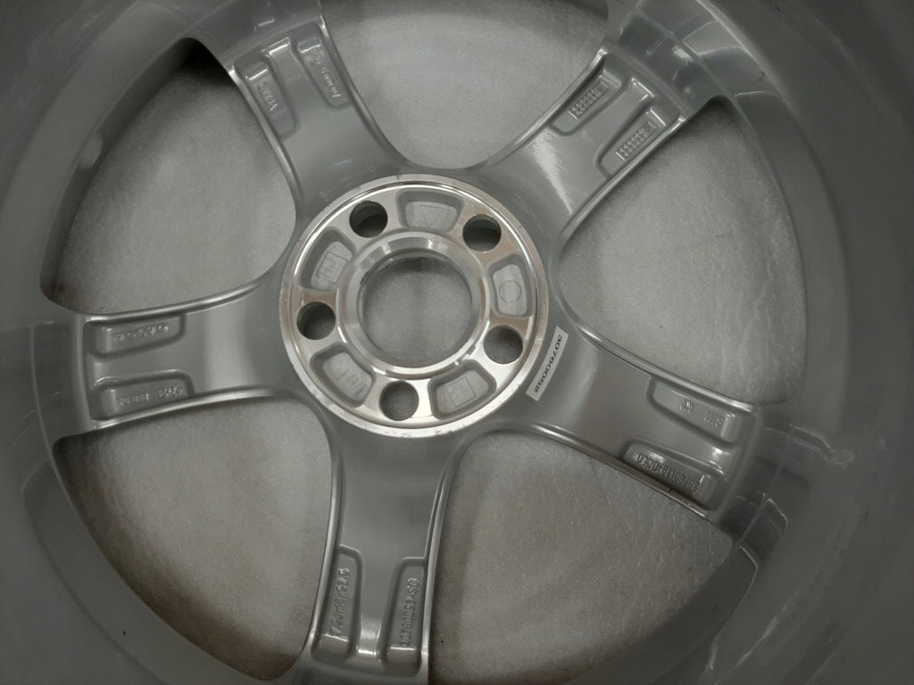 1x Alufelge 18 Zoll 7.5" 5x108 52ET Glanz Silber 30760053 Volvo V40 Rim Wheel FEL9379413144dv