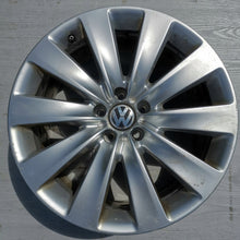 Load image into Gallery viewer, 1x Alufelge 19 Zoll 8.5" 5x112 38ET Glanz Silber 3D0601025AP VW Rim Wheel FEL6287209606lw