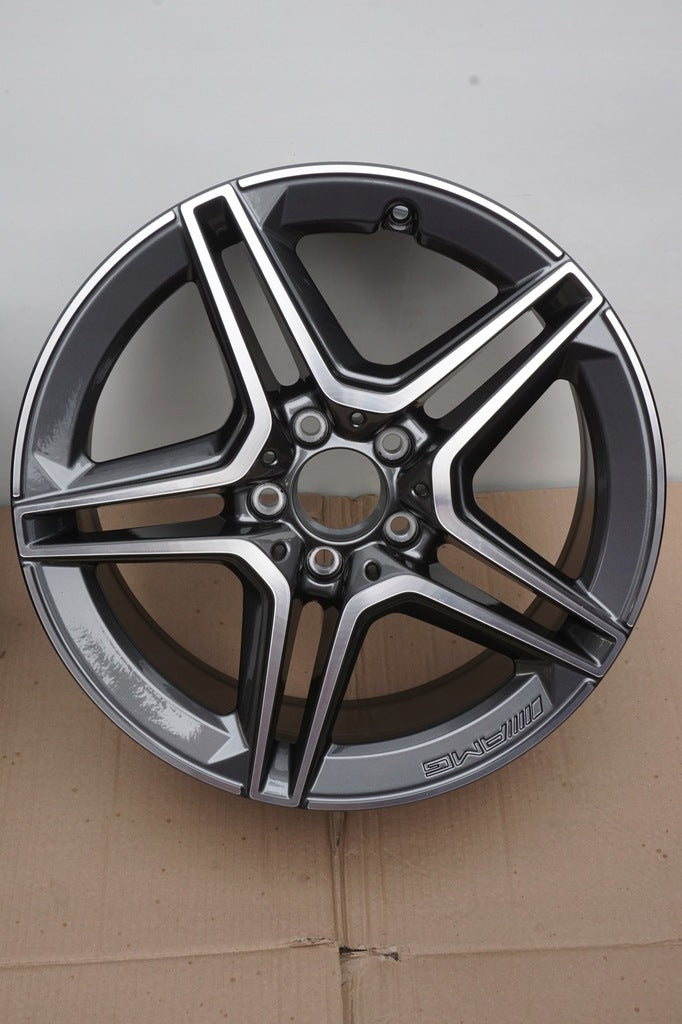 1x Alufelge 18 Zoll 8.0" 5x112 43ET Glanz Schwarz A2134016300 Mercedes-Benz Amg FEL7330318317uj