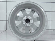 Laden Sie das Bild in den Galerie-Viewer, 4x Alufelge 17 Zoll 7.5" 5x120 37ET 6777654 BMW F06 F36 F32 7 F01 F02 F33 F12 FEL3331041427af