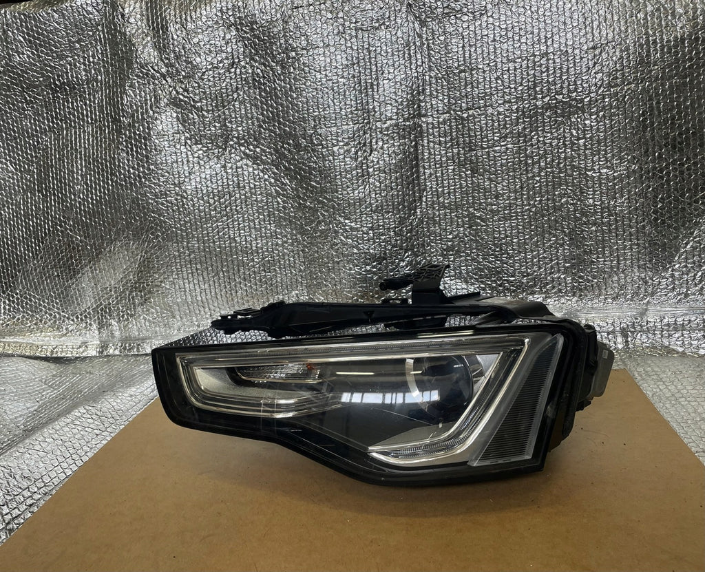 Frontscheinwerfer Audi A5 8T0941005C Xenon Links Scheinwerfer Headlight