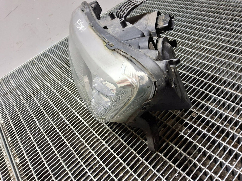 Frontscheinwerfer Dacia Sandero 260607877R Links Scheinwerfer Headlight SCH9838205756xf
