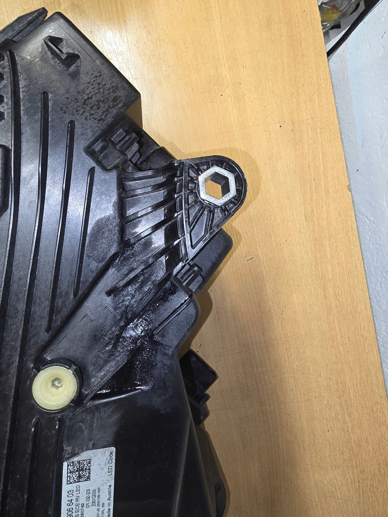 Frontscheinwerfer Mercedes-Benz Glc A2539066403 LED Rechts Headlight SCH9088182188tu