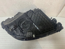 Laden Sie das Bild in den Galerie-Viewer, Frontscheinwerfer Mercedes-Benz W206 A2069060703 LED Links Headlight SCH2795701470ez