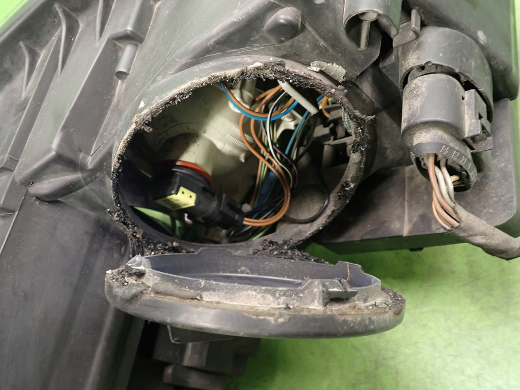 Frontscheinwerfer VW Touran 1T1941752A 1T1941751A Xenon Ein Satz Headlight SCH6334790669oc